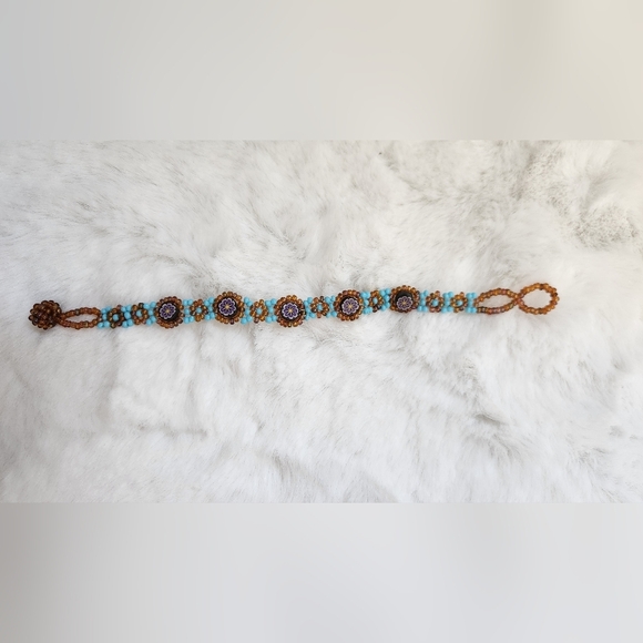 Vintage Beaded Bracelet - Picture 2 of 7